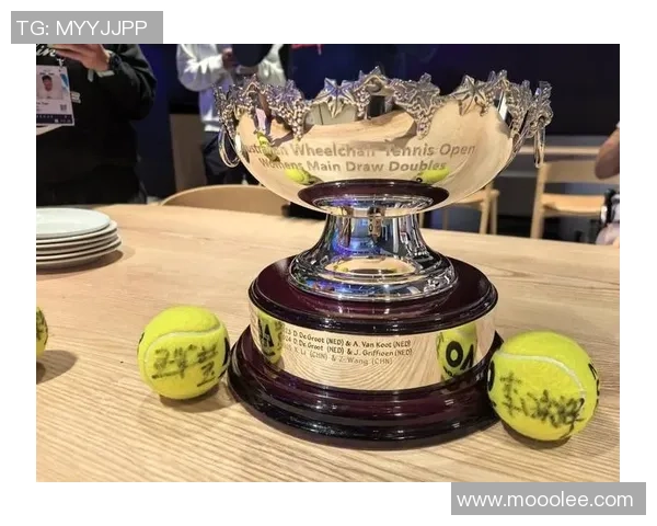 成都网球队在冠军赛中的战术运用与表现分析 成都网球队在冠军赛中的战术运用与表现分析