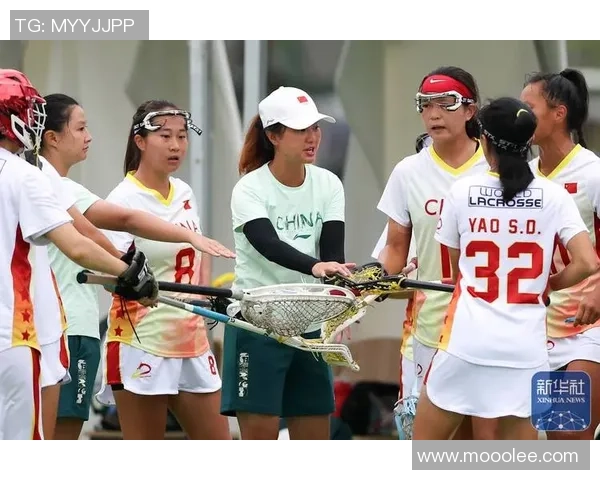 成都网球队的团队协作之道：网球巨献背后的默契与拼搏精神